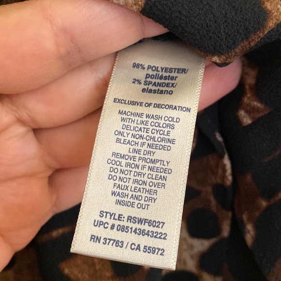 RAFAELLA| asymmetrical high-low animal print tunic - Picture 9 of 11